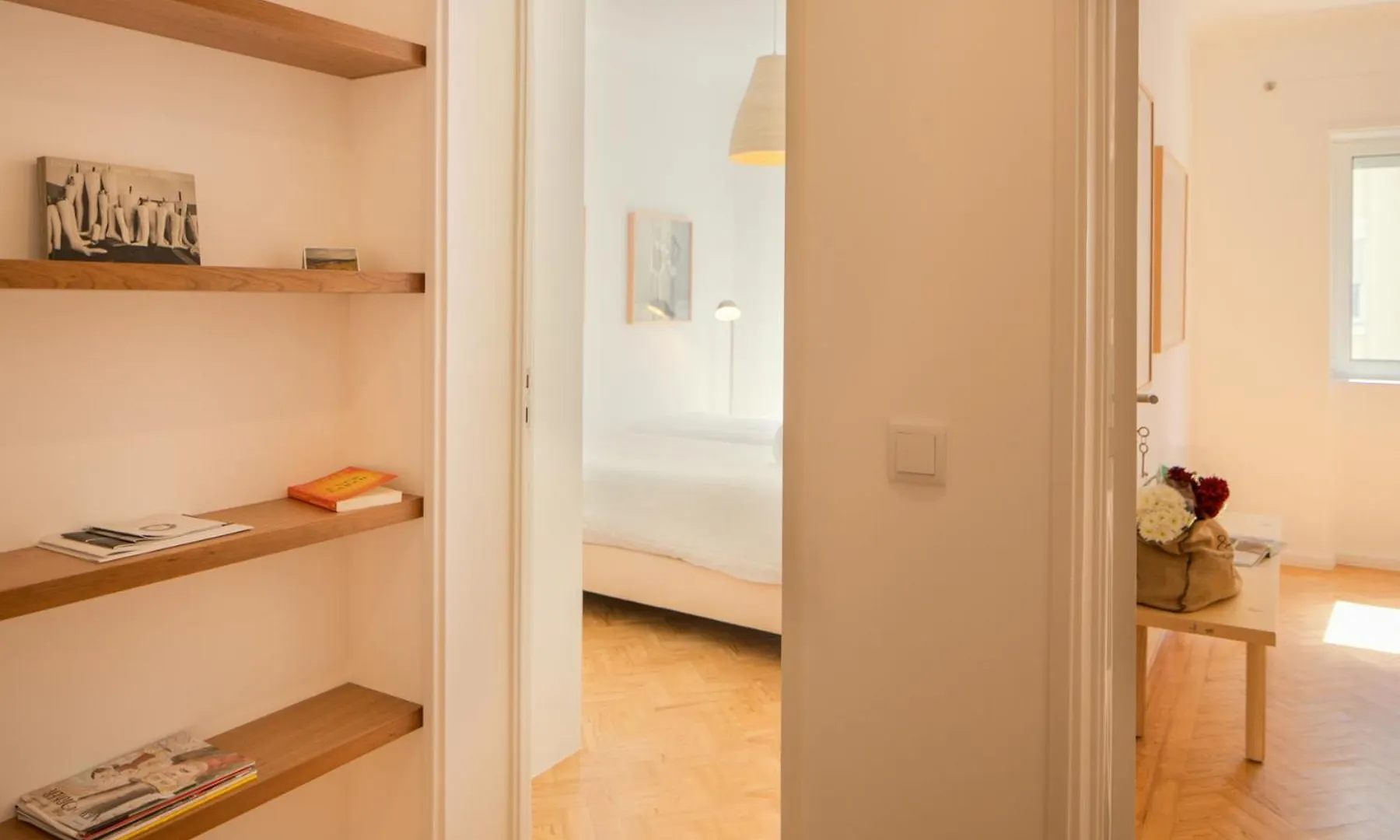 Apartment Stylish Home With Private Patio By Lovelystay Lisbon